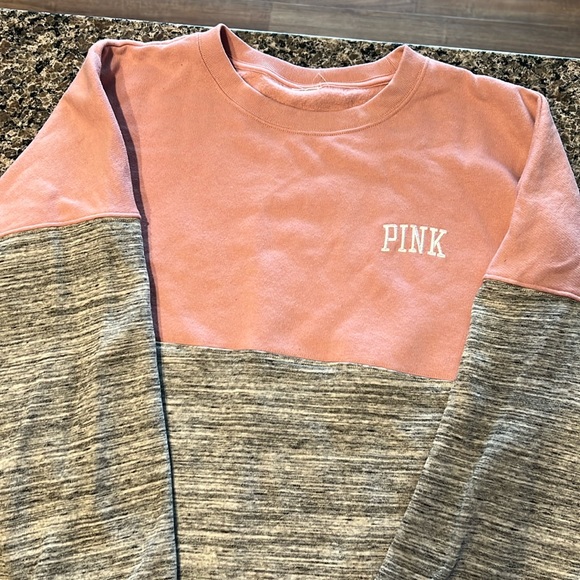 PINK Victoria's Secret Tops - VS Pink long sleeve